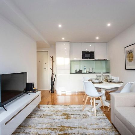 City Center 2Br Flat W/ Ac By Lovelystay Porto Exterior foto